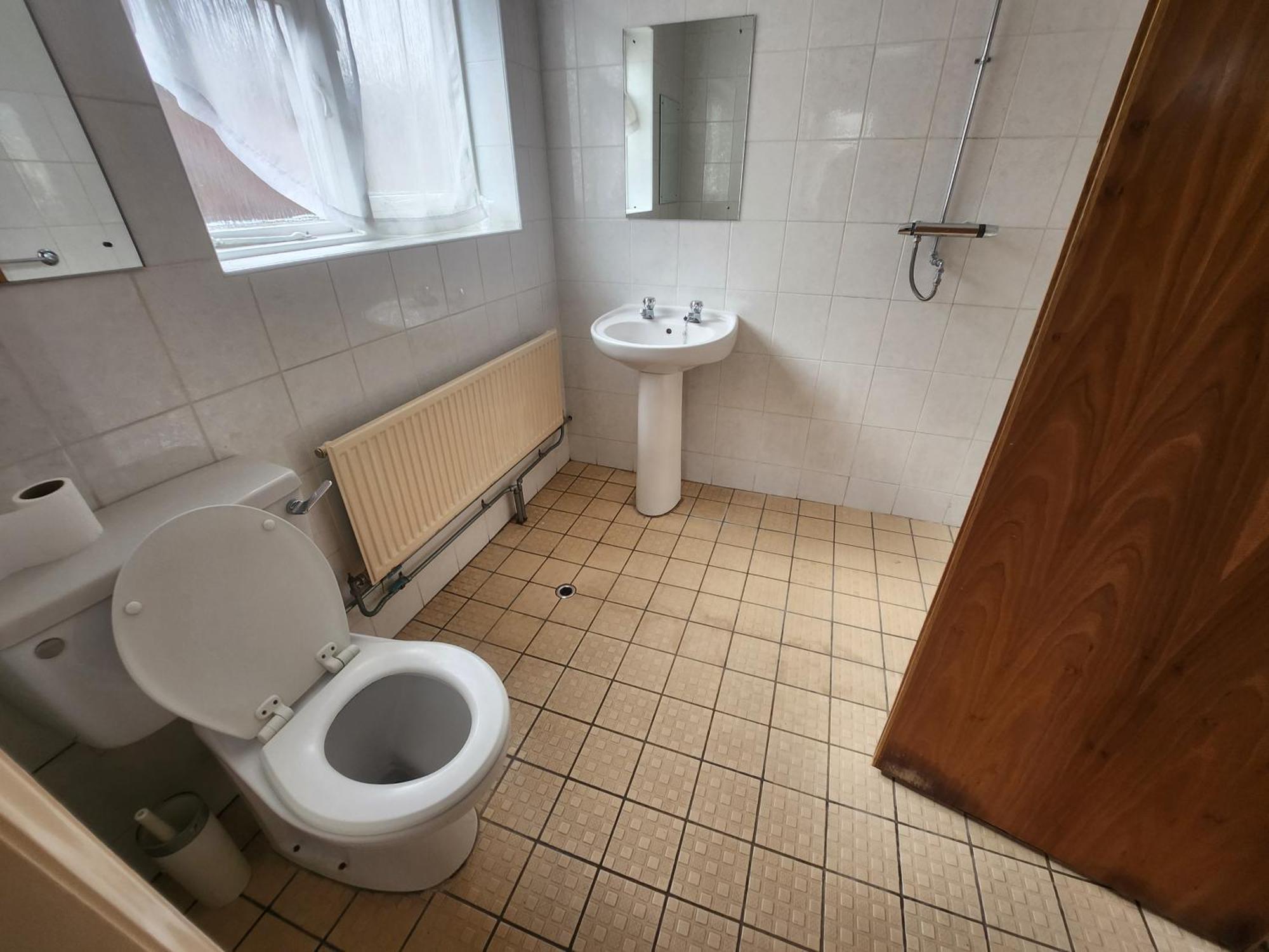 Queens Guest House Бистон Экстерьер фото